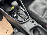 Toyota Yaris 1.5 HEV 130k Executive - náhled 23