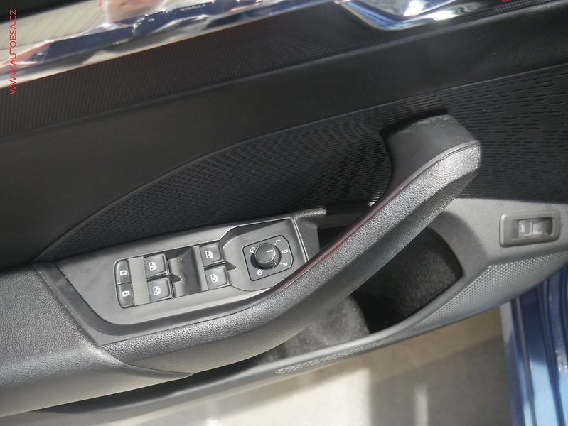 Škoda Octavia (2019) 2.0 TDI, ČR, Style, DSG - fotka 15 z 27