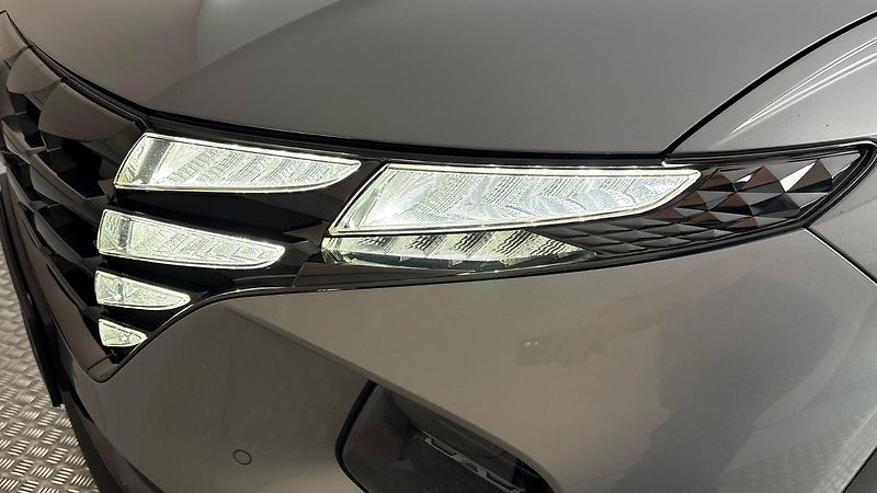 Hyundai Tucson 1.6 T-GDI AUT 4x4 Hybrid Style - fotka 18 z 31