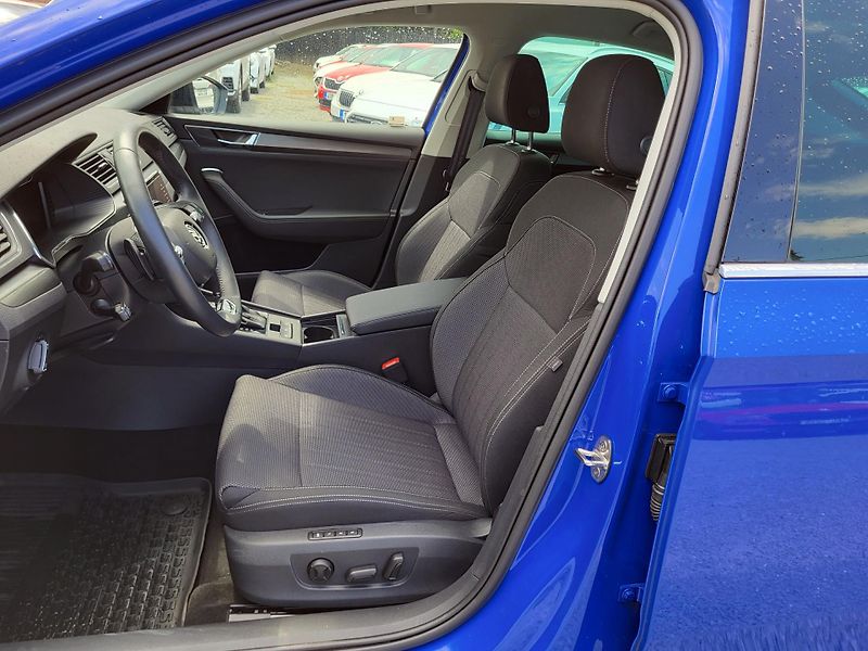 Škoda Superb 2.0 TSI 206kW DSG 4x4 STYLE+ - fotka 7 z 50