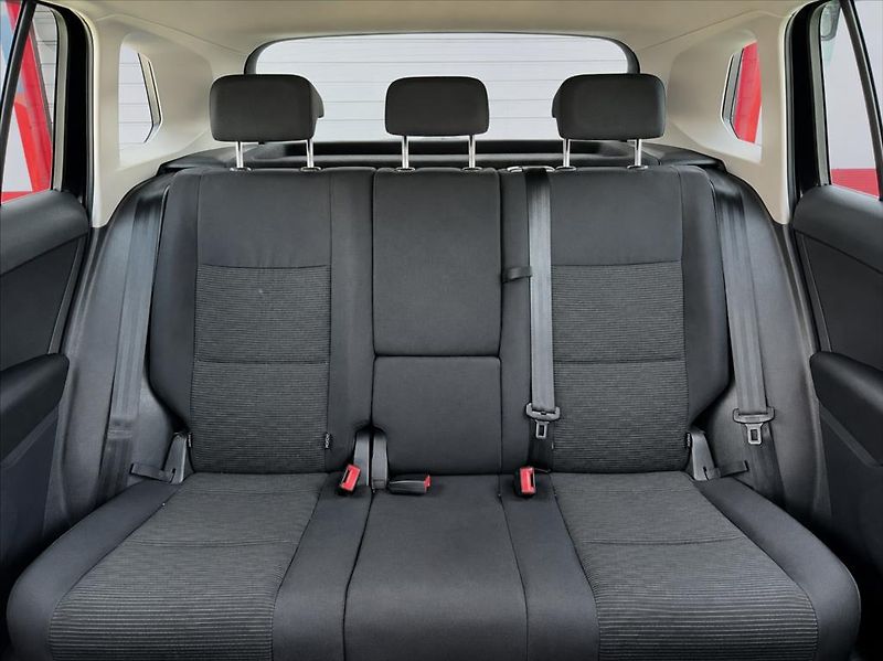 Volkswagen Tiguan 1,4 Tsi trend&Fun - fotka 9 z 10