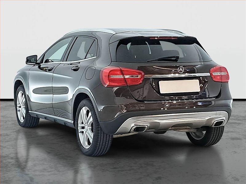 Mercedes-Benz GLA (2015) 200 CDI, 4X4, Automat, ČR - fotka 4 z 21