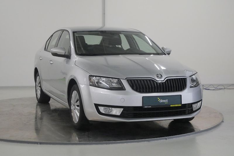 Škoda Octavia - fotka 8 z 24