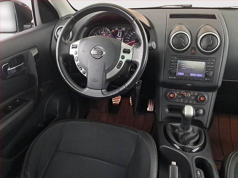 Nissan Qashqai (2013) 1.6, Serv.kniha, Navi - fotka 7 z 16
