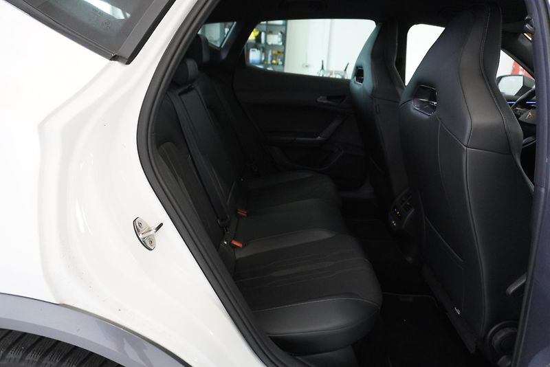 Cupra Formentor VZ 2.0 TSI 228kW 4x4 DSG - fotka 26 z 27