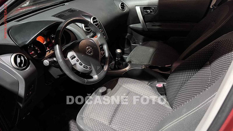 Nissan Qashqai (2007) 2.0dCi, ČR - fotka 3 z 3
