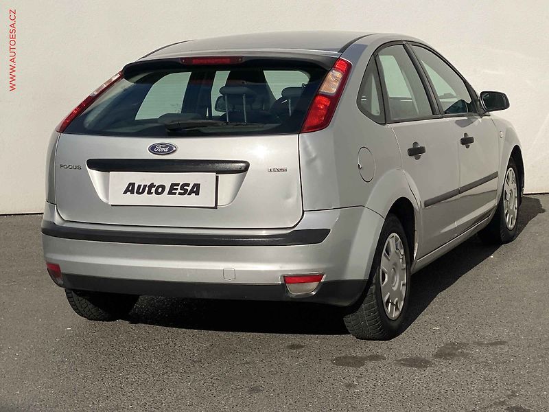 Ford Focus (2005) 1.6TD, 1.maj, servis.kniha - fotka 4 z 16