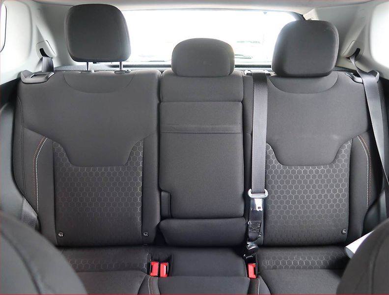 Jeep Compass (2018) 1.4 MultiAir, Serv.kniha - fotka 10 z 14