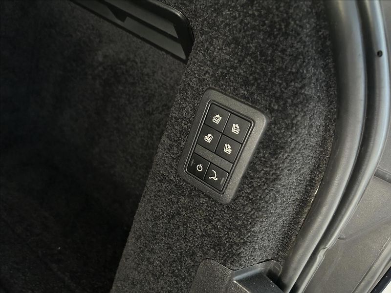 Land Rover Range Rover 3,0   AUTOBIOGRAPHI,DPH,ČR,2.M - fotka 34 z 37