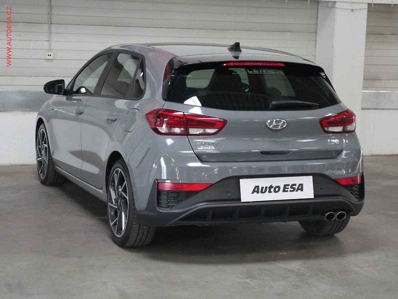 Hyundai i30 (2022) 1.6CRDi, 2.maj,ČR, LED - fotka 4 z 17