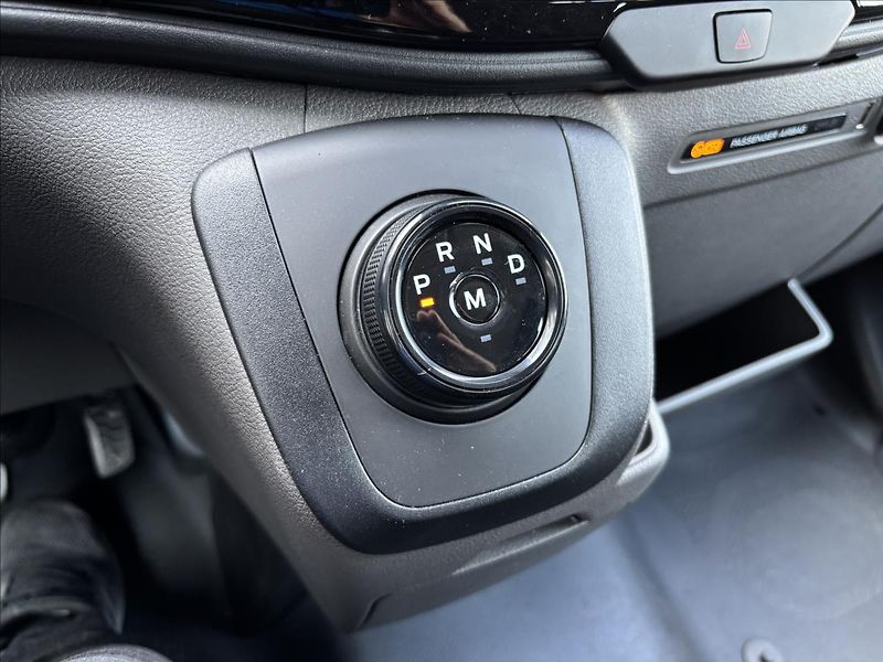 Ford Transit 2,0 EcoBlue L2H3 96kW KombiVan - fotka 31 z 38