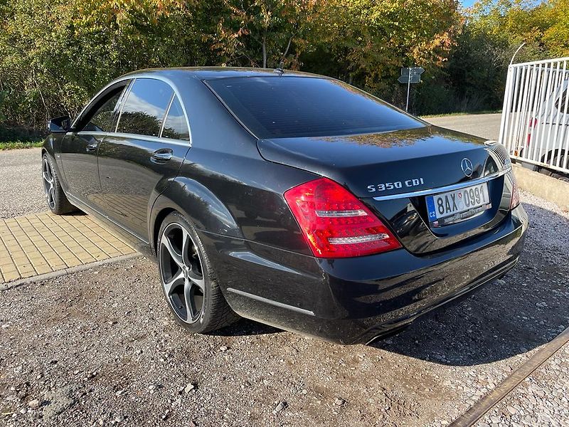 Mercedes-Benz Třídy S (2009) 350 CDI Long 4 matic! - fotka 20 z 64