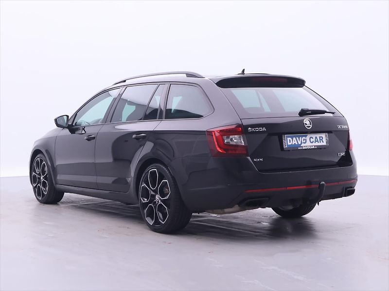 Škoda Octavia 2,0 TDI RS 4x4 DSG Virtual LED - fotka 5 z 43