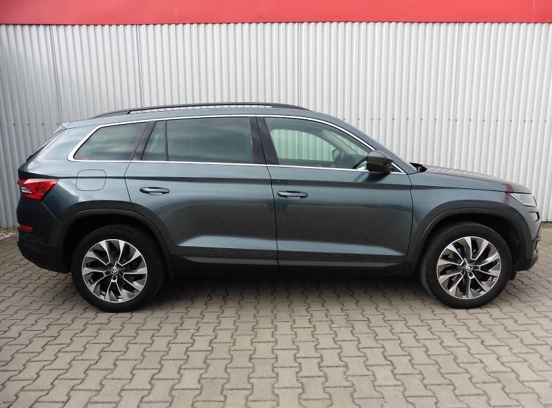 Škoda Kodiaq 2.0 TDi Style 4x4 DSG - fotka 6 z 22