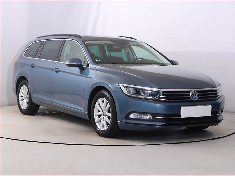 Volkswagen Passat (2015) 2.0 TDI, Automat, Serv.kniha - fotografie inzerátu