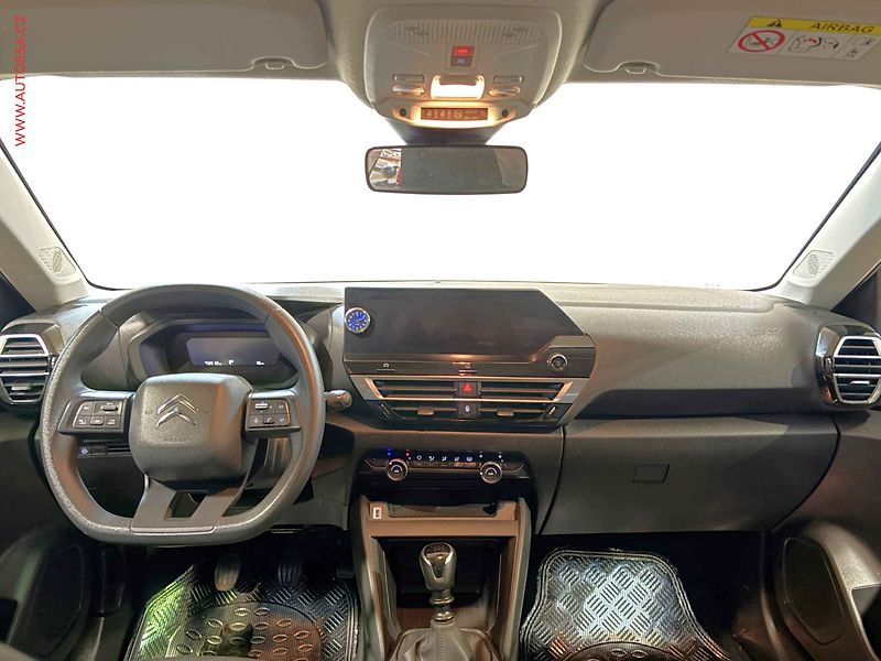 Citroën C4 (2021) 1.2PT, 1.maj,ČR, servis - fotka 8 z 14