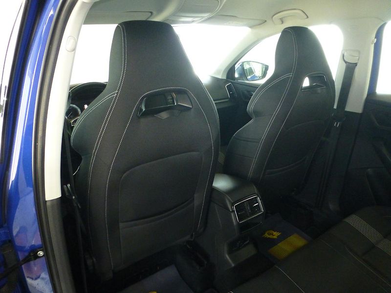 Škoda Karoq (2018) 1,6TDI*PARK.S**ALU***VYHŘ.SED. - fotka 15 z 23