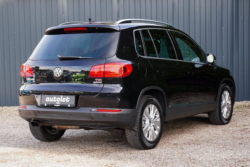 Volkswagen Tiguan 1.4 TSI LIVE - fotka 10 z 40