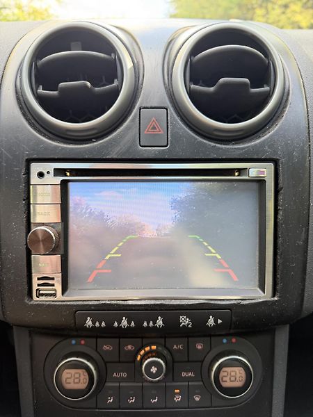 Nissan Qashqai (2008) - fotka 28 z 28