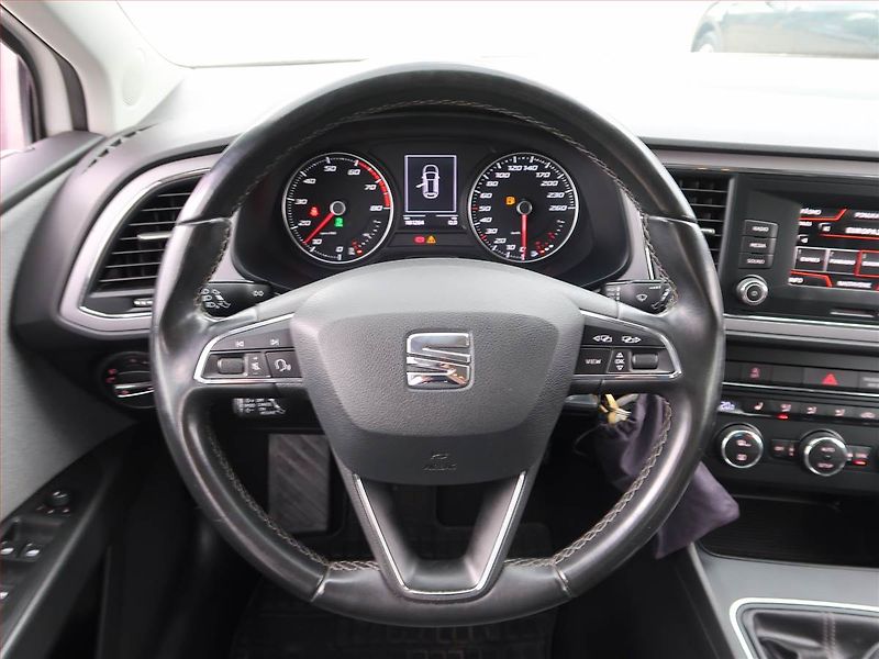 Seat Leon (2019) Style 1.5 TGI CNG, Tempomat - fotka 17 z 17