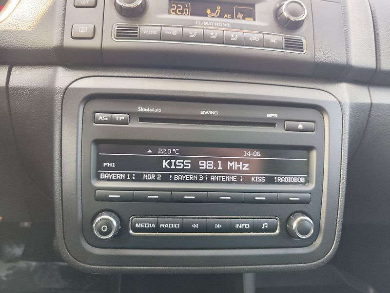 Škoda Fabia 1.6 TDi/55kW Ambiente - fotka 15 z 28