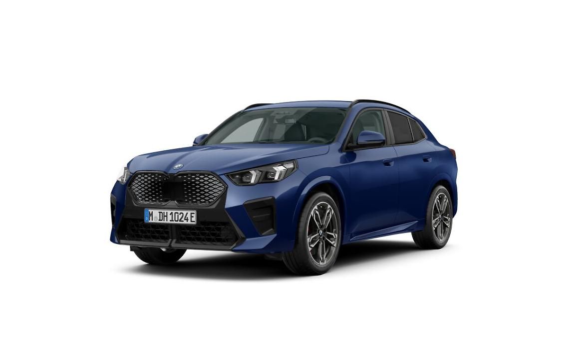 BMW iX2 xDrive30