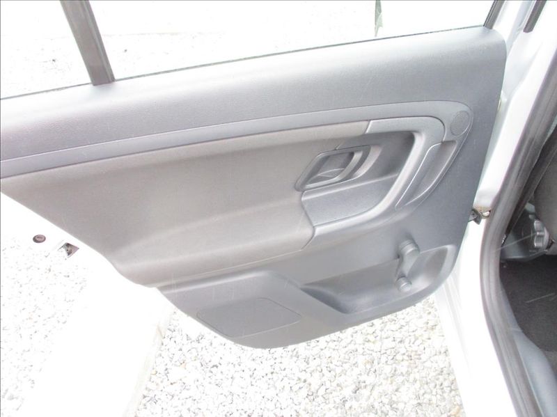 Škoda Fabia 1,2 i, klima, serv. kniha, - fotka 15 z 42