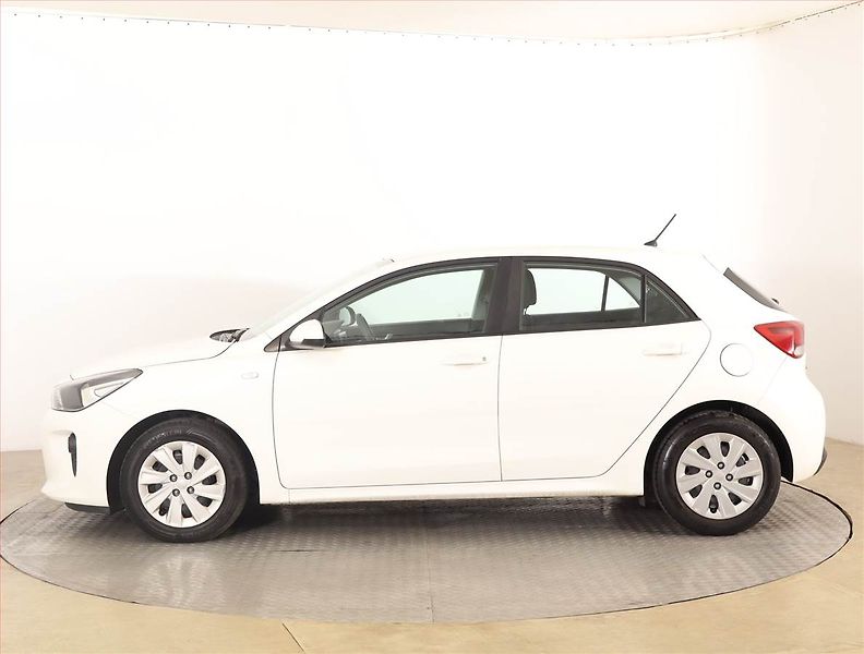 Kia Rio (2017) 1.25 CVVT, Serv.kniha - fotka 3 z 15