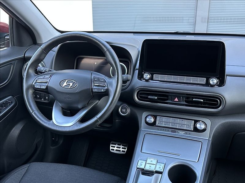 Hyundai Kona 0,0 204PS  electric CZ Edition - fotka 23 z 57
