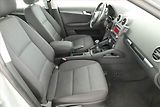 Audi A3 (2013) 1.6 TDI, Bi-Xenony, Tempomat - náhled 7