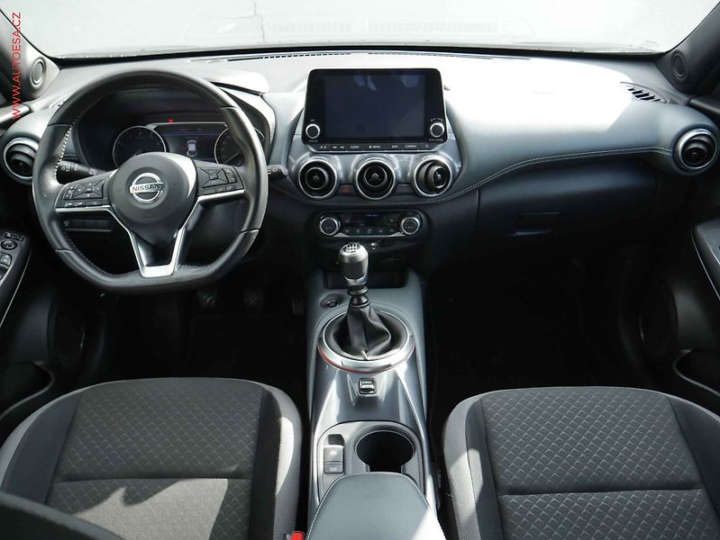 Nissan Juke (2020) 1.0 DiG-T, N-Connecta - fotka 8 z 16