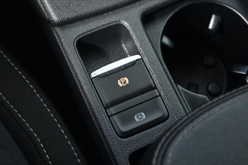 Škoda Octavia 2.0 TDI 110kW DSG STYLE ČR - fotka 27 z 31