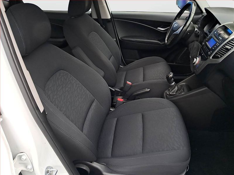 Hyundai ix20 (2019) 1.6 CVVT, ČR,1.maj, Serv.kniha - fotka 9 z 15