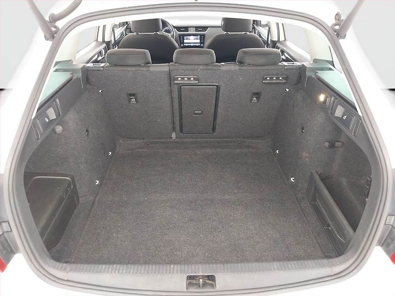 Škoda Octavia (2019) Style 1.6 TDI, Serv.kniha - fotka 14 z 24