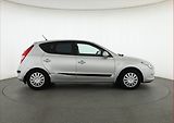Hyundai i30 (2009) 1.6 CVVT, nová STK, Tažné - náhled 6