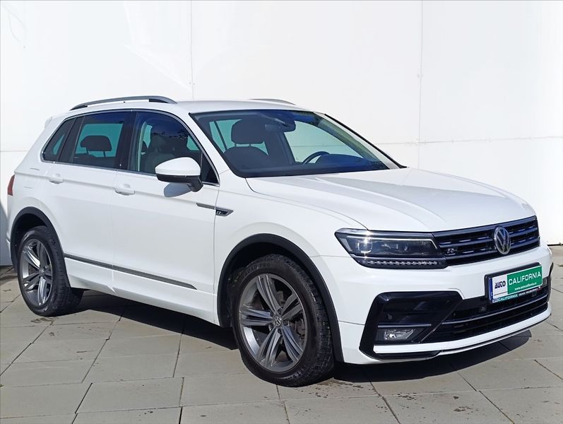 Volkswagen Tiguan 2,0 TDi R-Line DSG 4x4 Navi ČR - fotka 5 z 33