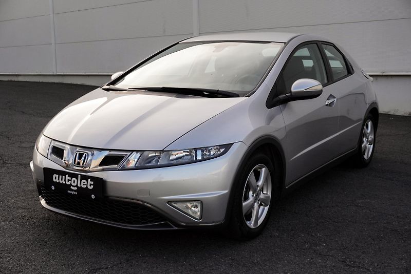Honda Civic 1.4 i-Vtec ELEGANCE - fotka 4 z 21