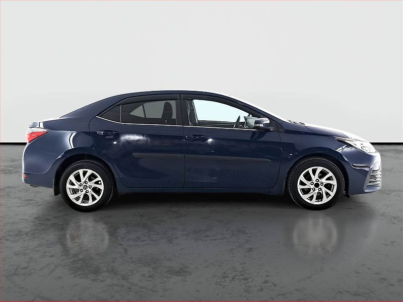 Toyota Corolla (2018) 1.6 Valvematic, Tempomat - fotka 6 z 20