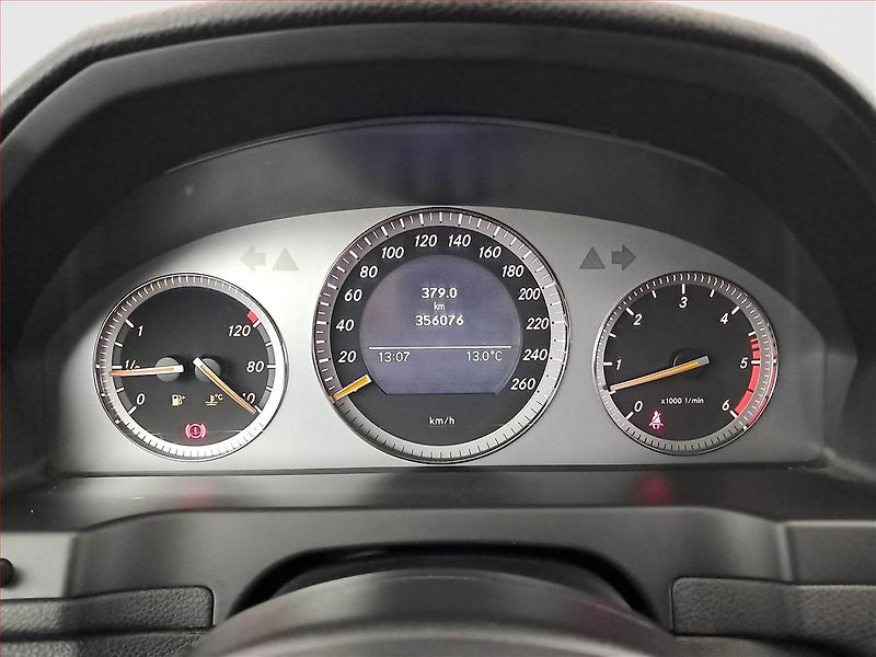 Mercedes-Benz Třídy C (2008) C 320 CDI , Serv.kniha - fotka 11 z 16