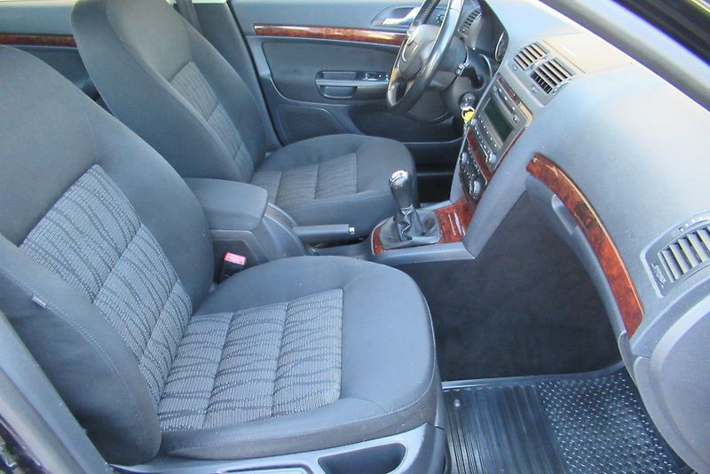 Škoda Octavia 1.4 TSi ELEGANCE EL.ŠÍBR XENON - fotka 16 z 35