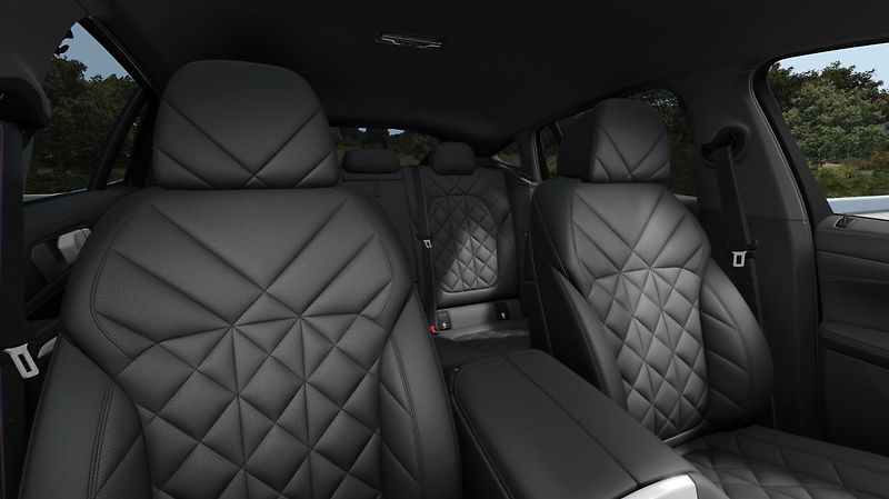 BMW X6 xDrive30d - fotka 11 z 14