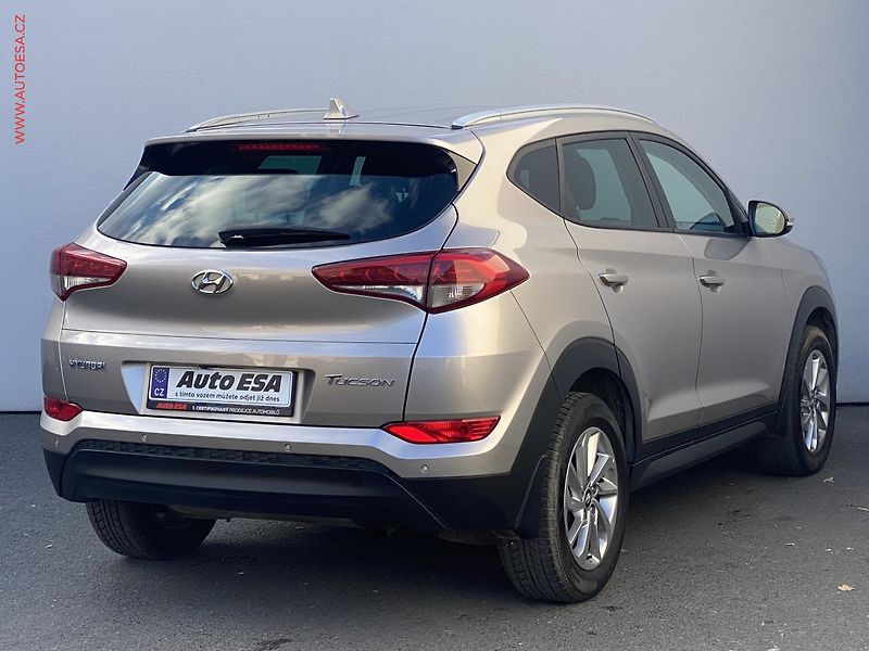 Hyundai Tucson (2016) 1.7CRDi, 2.maj,ČR, GO Czech - fotka 4 z 18