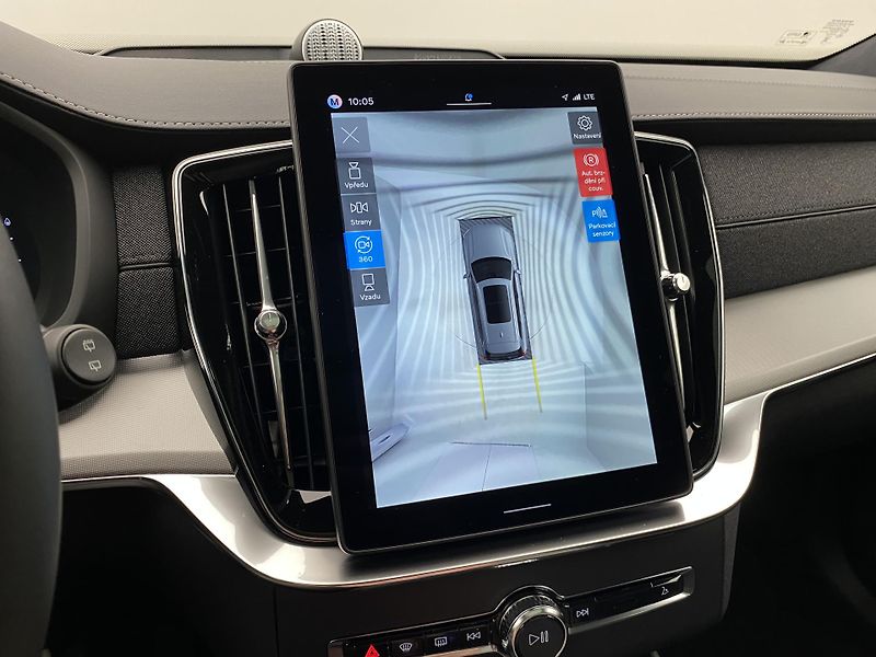 Volvo XC90 T8 RECHARGE BLACK EDITION 7m - fotka 66 z 70