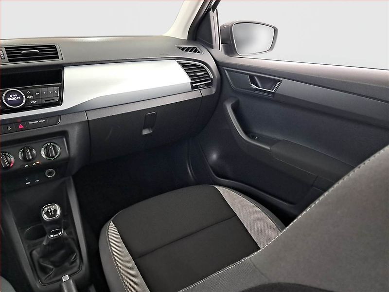Škoda Fabia (2015) 1.2 TSI - fotka 8 z 17