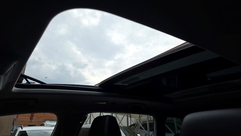 Škoda Kodiaq (2023) 2.0 TDI 147KW 4x4 DSG L&K TZ - fotka 23 z 48