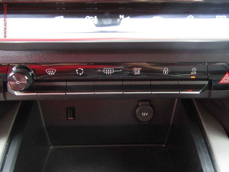 Citroën C5 Aircross (2020) 1.5 HDi, Feel, navi - fotka 15 z 23