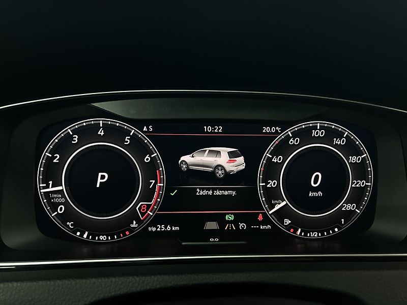 Volkswagen Golf GTI TCR, 2.0 TSI 213 kW - fotka 25 z 46