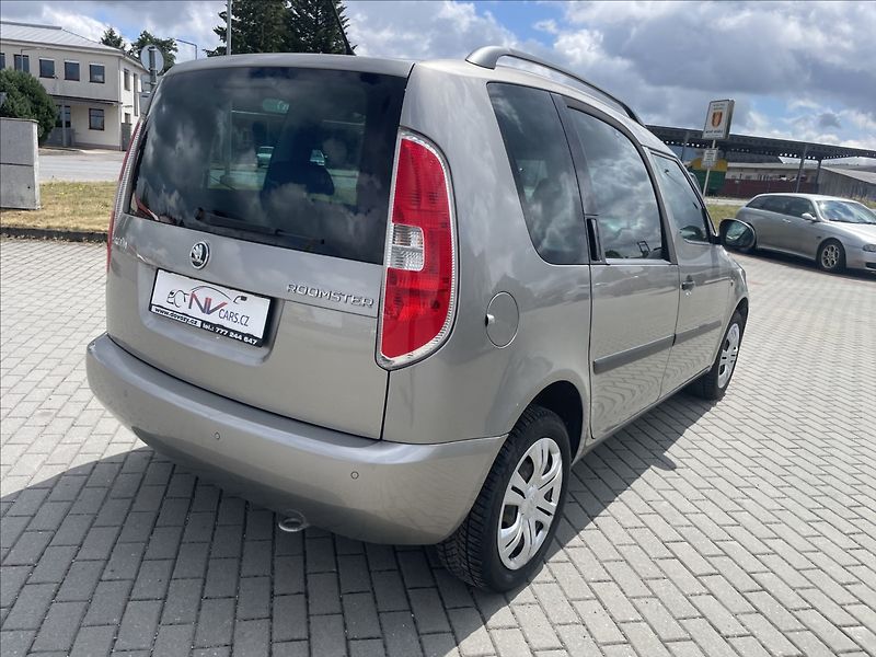 Škoda Roomster 1,2 TSi 63kw Ambiente Klima ES - fotka 4 z 27