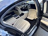 BMW Řada 7 4,4 i 750Li xDrive Individual - náhled 16