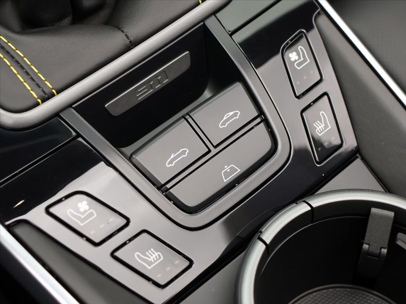 Porsche 911 Carrera S 3,0 B6 331kW 7MAN DP - fotka 40 z 50